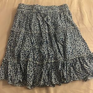 Princess Polly blue and white floral skirt